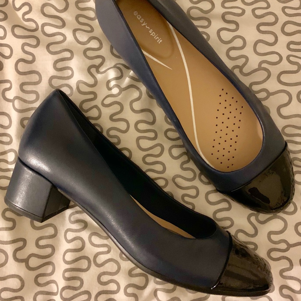 Easy Spirit - Apricot Dress Shoes - Blue Leather